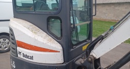 Mini bager bobcat E25 2.5t