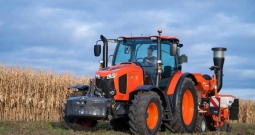 Traktor KUBOTA M6-131 US