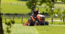 Traktor KUBOTA EK1-261