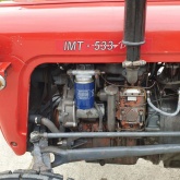 Prodaje se traktor IMT 533